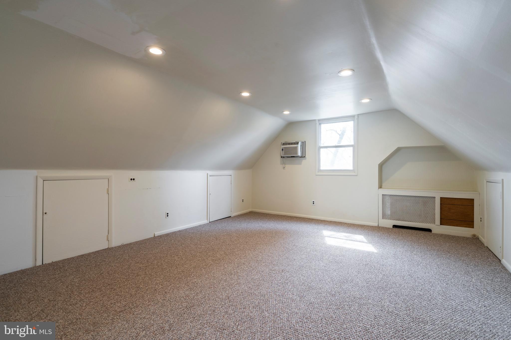 25 Oakland Road Broomall, PA 19008 - Photo 12 of 22 Gallery Image 12