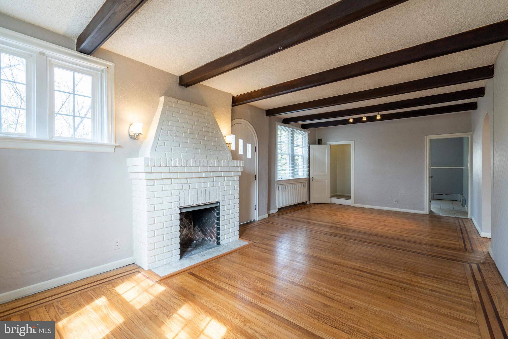 25 Oakland Road Broomall, PA 19008 - Photo 3 of 22 Gallery Image 3