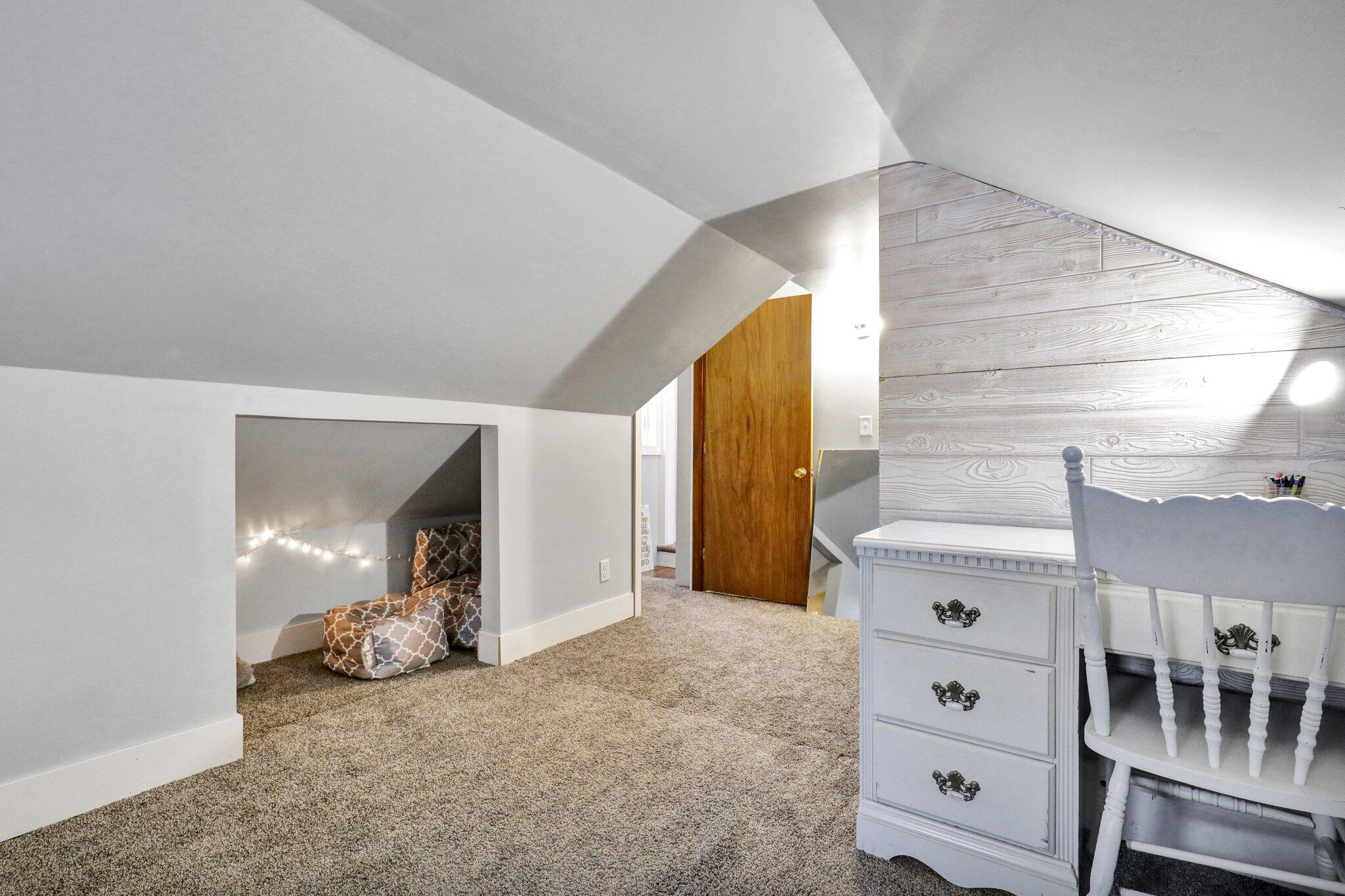 726 Riverside Drive Portland, MI 48875 - Photo 24 of 51 43-web-or-mls-Open Ended Media-44 (1)