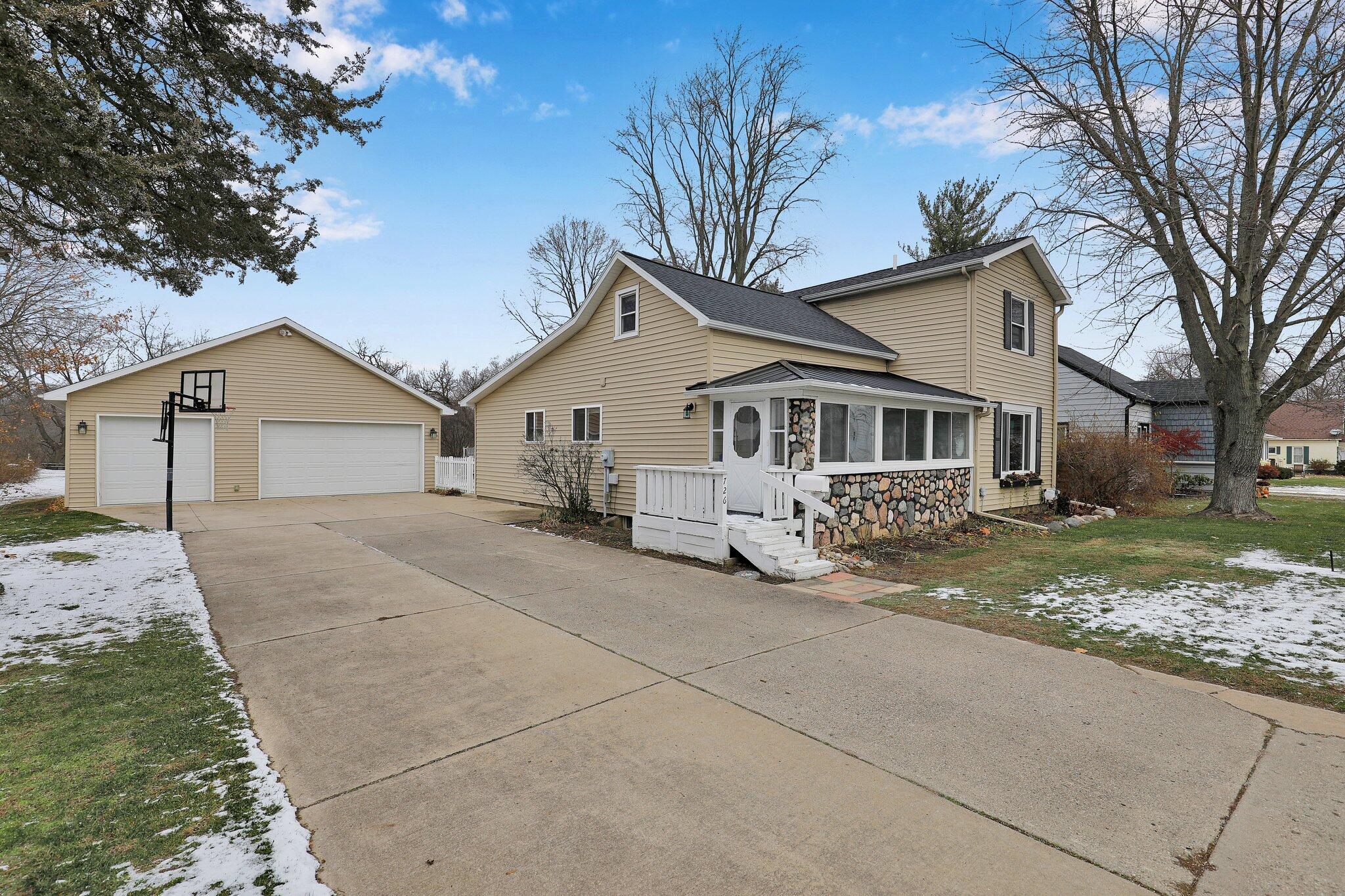 726 Riverside Drive Portland, MI 48875 - Photo 30 of 51 16-web-or-mls-Open Ended Media-16 (7)