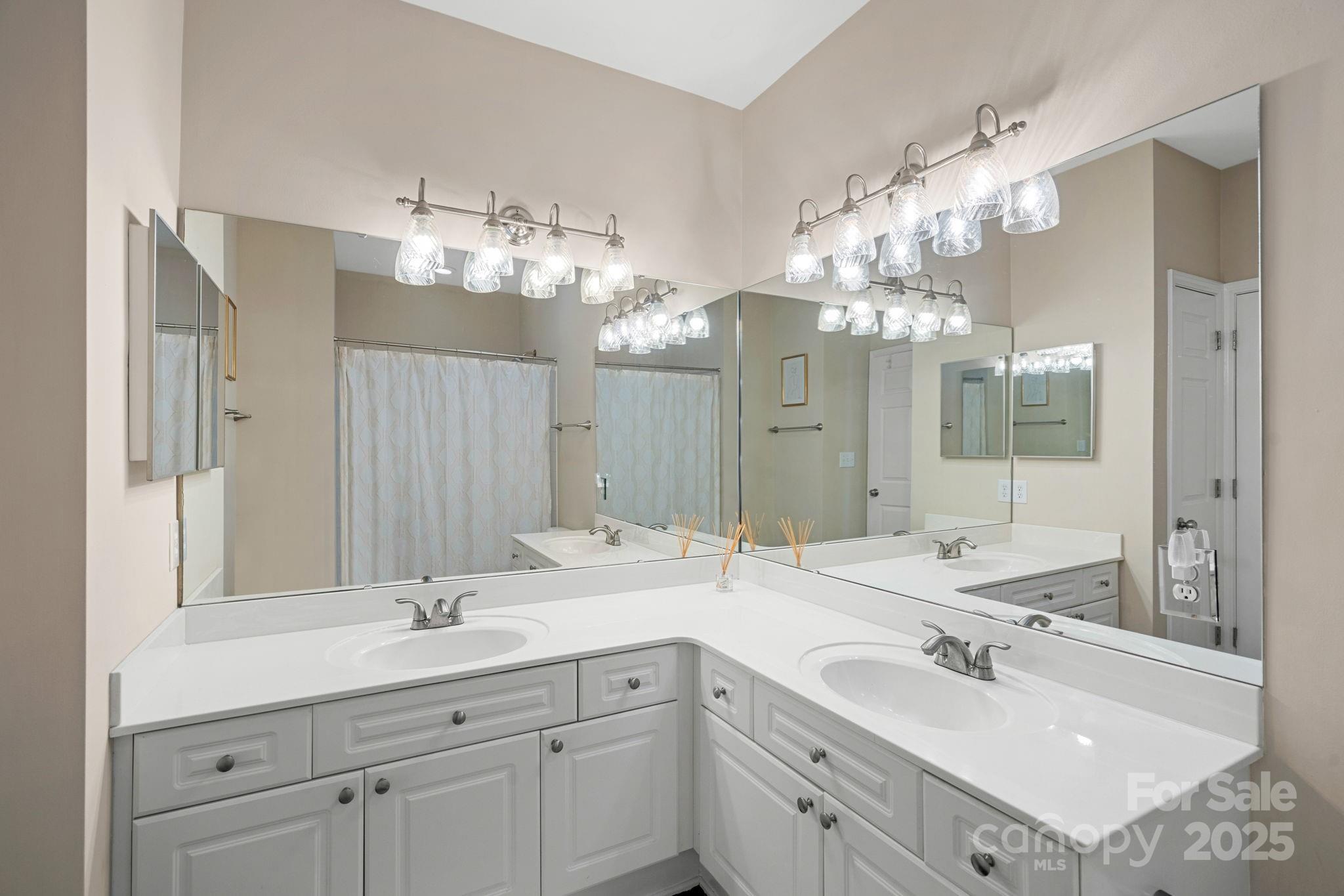 8938 Rosalyn Glen Road Cornelius, NC 28031 - Photo 18 of 29