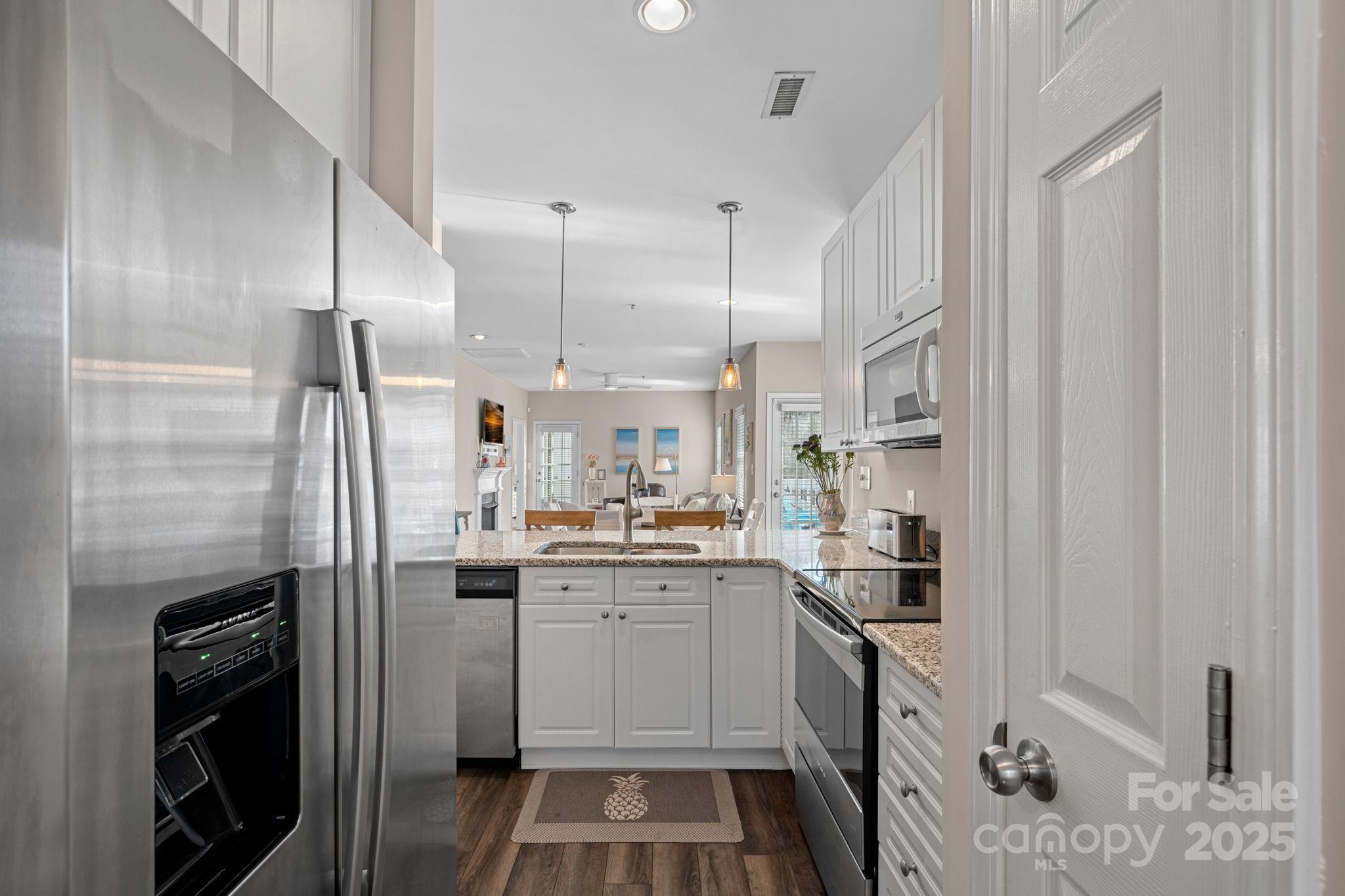 8938 Rosalyn Glen Road Cornelius, NC 28031 - Photo 5 of 29