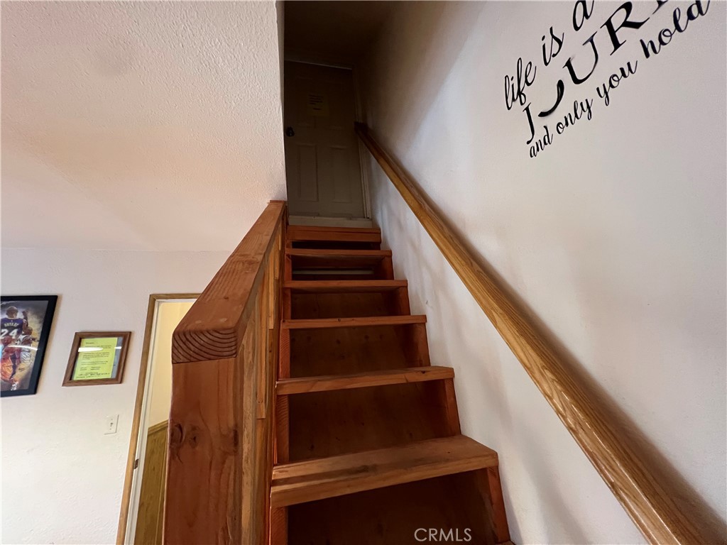 39307 Lark Road Big Bear Lake, CA 92315 - Photo 23 of 35 a view of entryway