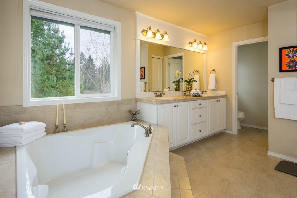 18924 35th Drive Southeast Bothell, WA 98012 - Photo 19 of 22 Gallery Image 19