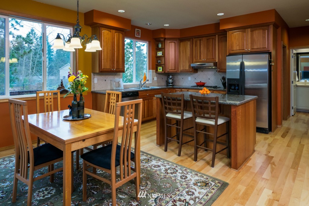 18924 35th Drive Southeast Bothell, WA 98012 - Photo 8 of 22 Gallery Image 8