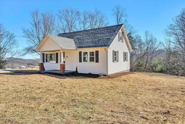 $269,500 | 3160 Sawmill Road, Ferrum, VA 24088