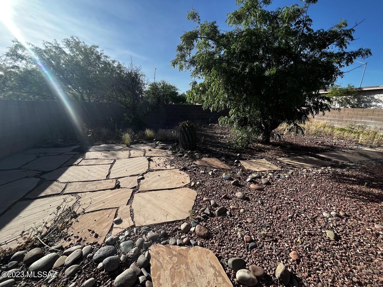 7663 South Meadow Spring Way Tucson, AZ 85747 - Photo 34 of 39