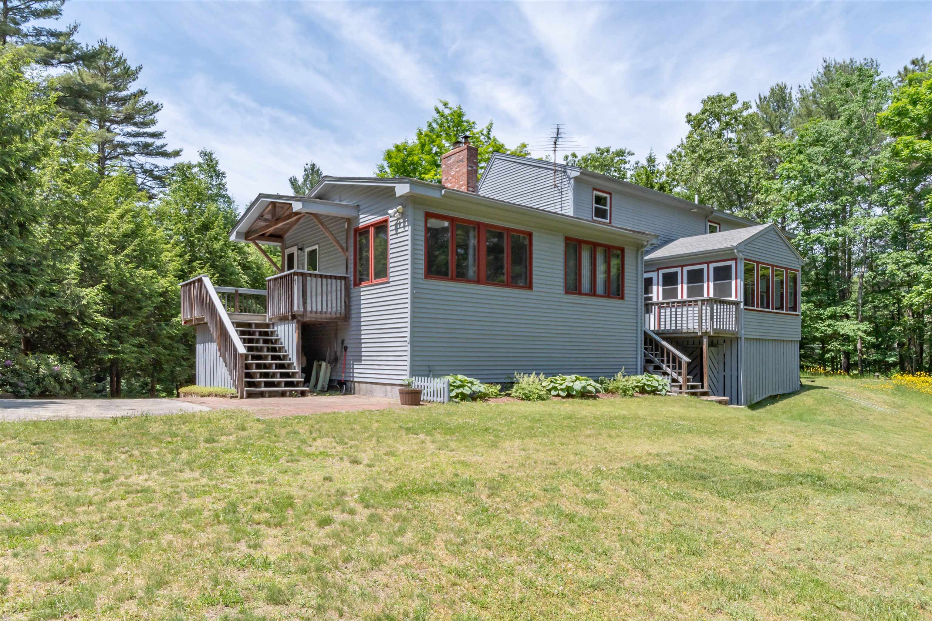 236 Worcester Road Hollis, NH 03049 - Photo 2 of 33