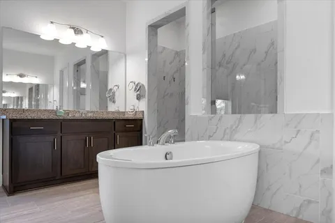 $1,899,999 | 10912 Seawall Drive, Austin, TX 78737