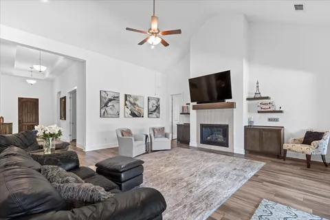 $1,899,999 | 10912 Seawall Drive, Austin, TX 78737