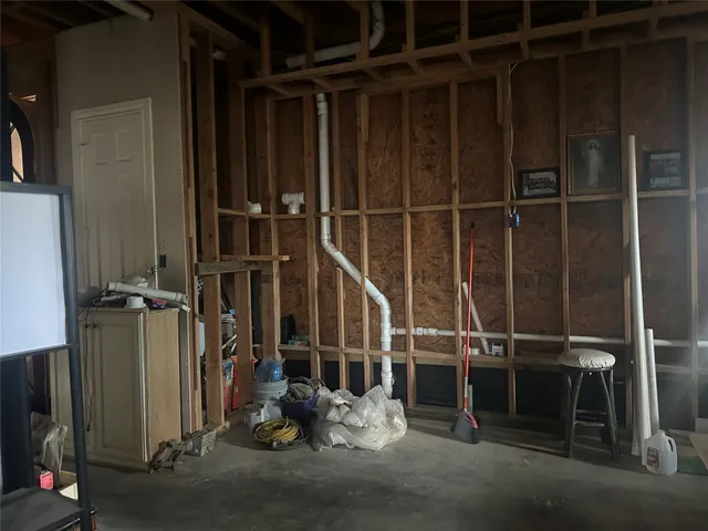 $330,000 | 1780 County Road 3479A, Cleveland, TX 77327