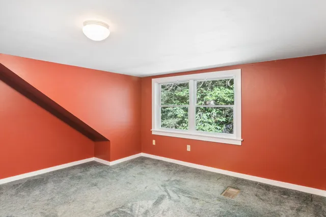 $400,000 | 85 Stockwell Drive, Brattleboro, VT 05301