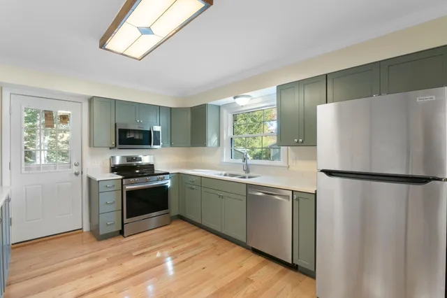 $400,000 | 85 Stockwell Drive, Brattleboro, VT 05301