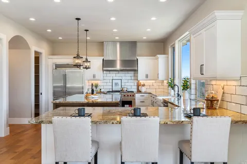 $2,895,000 | 3936 Skyfarm Drive, Santa Rosa, CA 95403