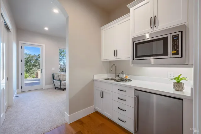 $2,975,000 | 3936 Skyfarm Drive, Santa Rosa, CA 95403