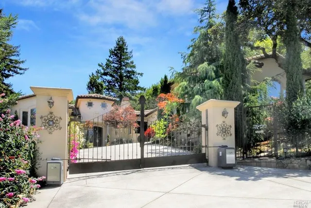 $2,975,000 | 3936 Skyfarm Drive, Santa Rosa, CA 95403