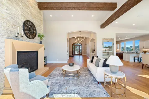 $2,895,000 | 3936 Skyfarm Drive, Santa Rosa, CA 95403