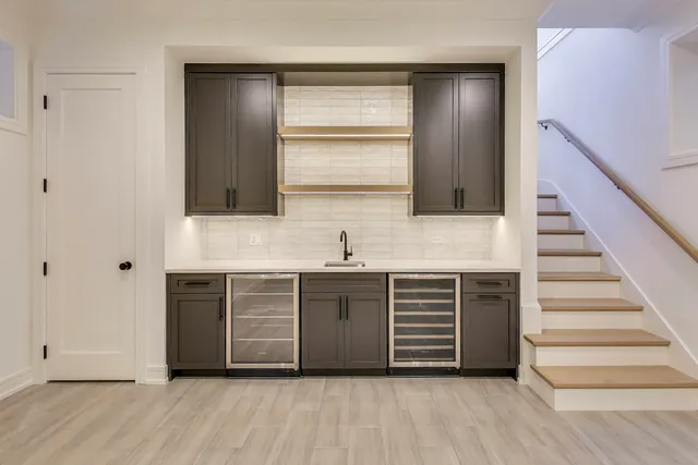 $1,949,000 | 2036 West Erie Street, Chicago, IL 60612