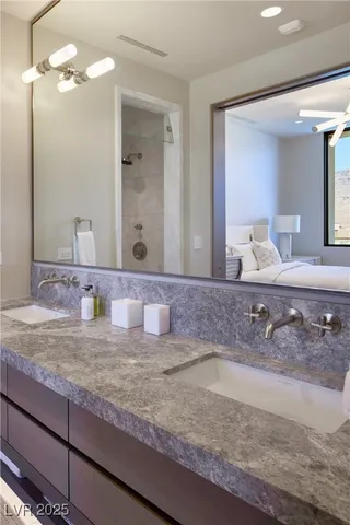 $8,000,000 | 11665 Smt Clb Drive, Unit 305, Las Vegas, NV 89135