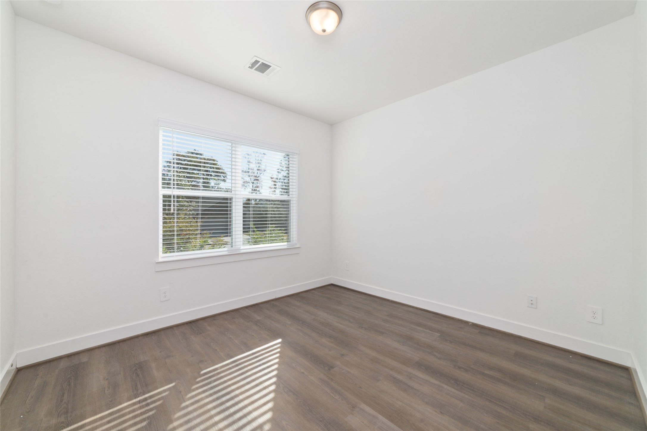 919 Golden Willow Lane Conroe, TX 77304 - Photo 11 of 22