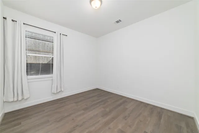 $2,000 | 919 Golden Willow Lane, Conroe, TX 77304