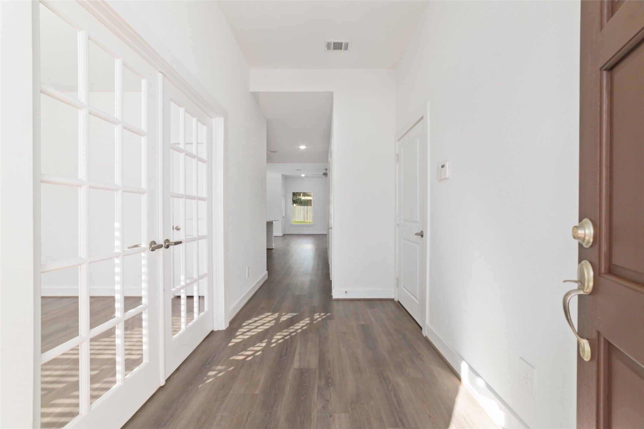 919 Golden Willow Lane Conroe, TX 77304 - Photo 3 of 22