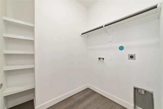 $2,000 | 919 Golden Willow Lane, Conroe, TX 77304