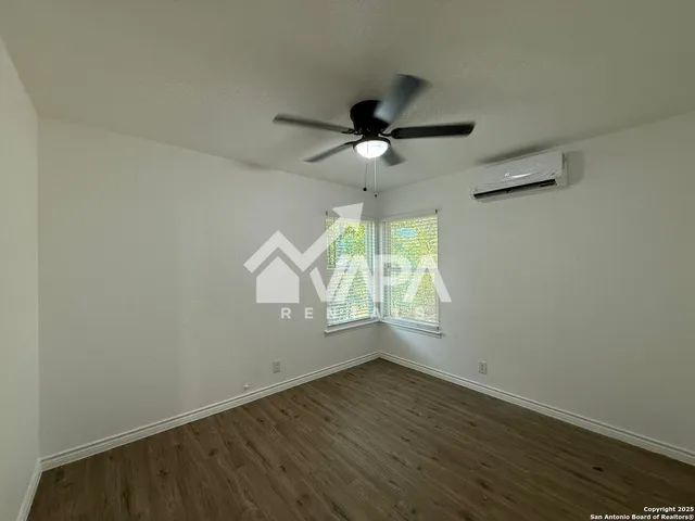 $1,900 | 5014 Benham Drive, San Antonio, TX 78220