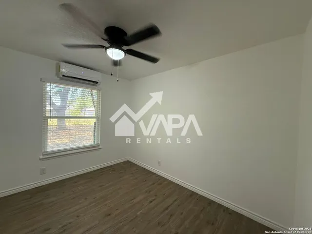 $1,900 | 5014 Benham Drive, San Antonio, TX 78220