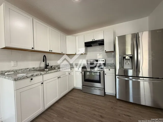 $1,900 | 5014 Benham Drive, San Antonio, TX 78220