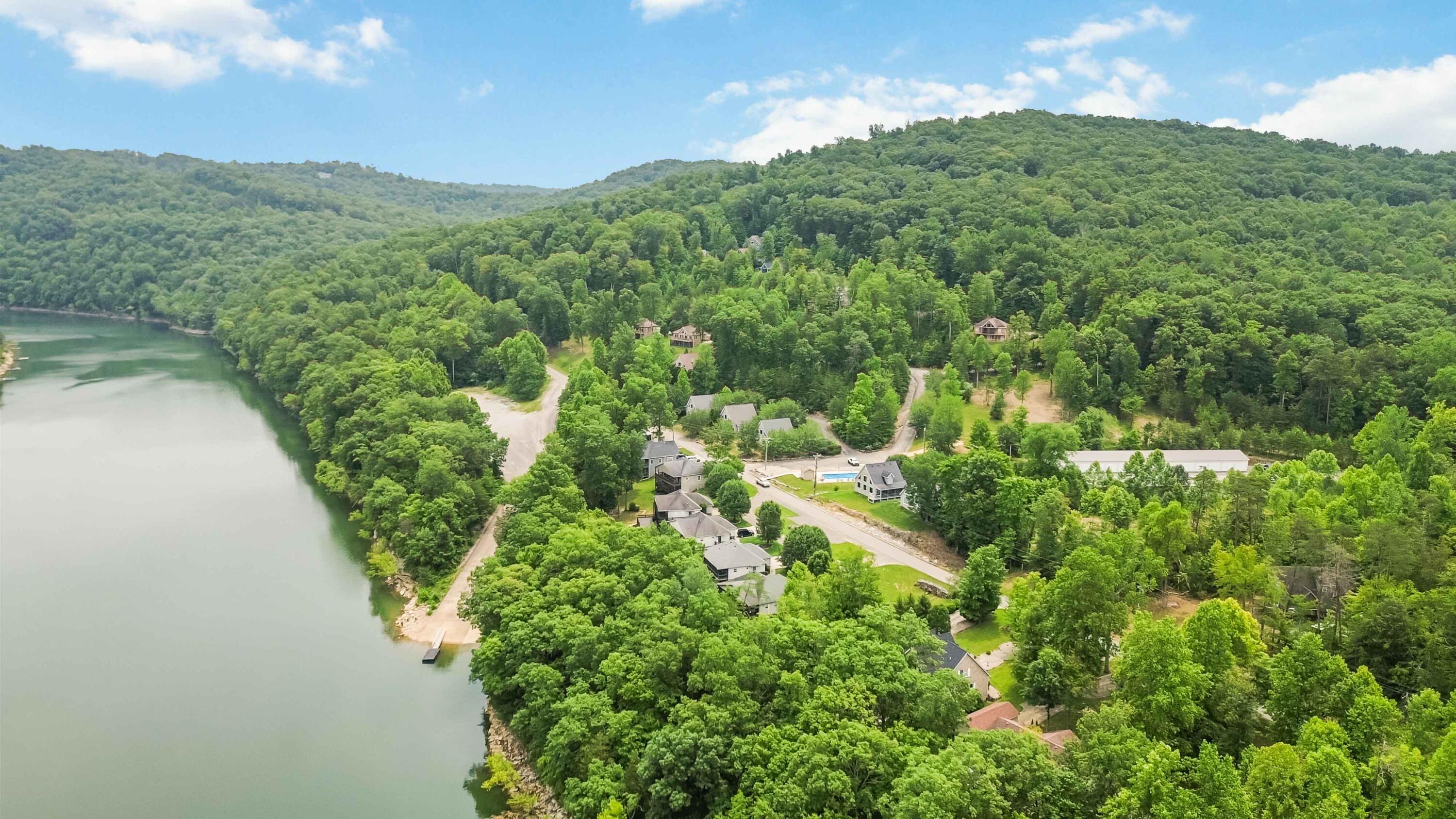 2394 Roberts Bend Road Burnside, KY 42519 - Photo 49 of 104 048