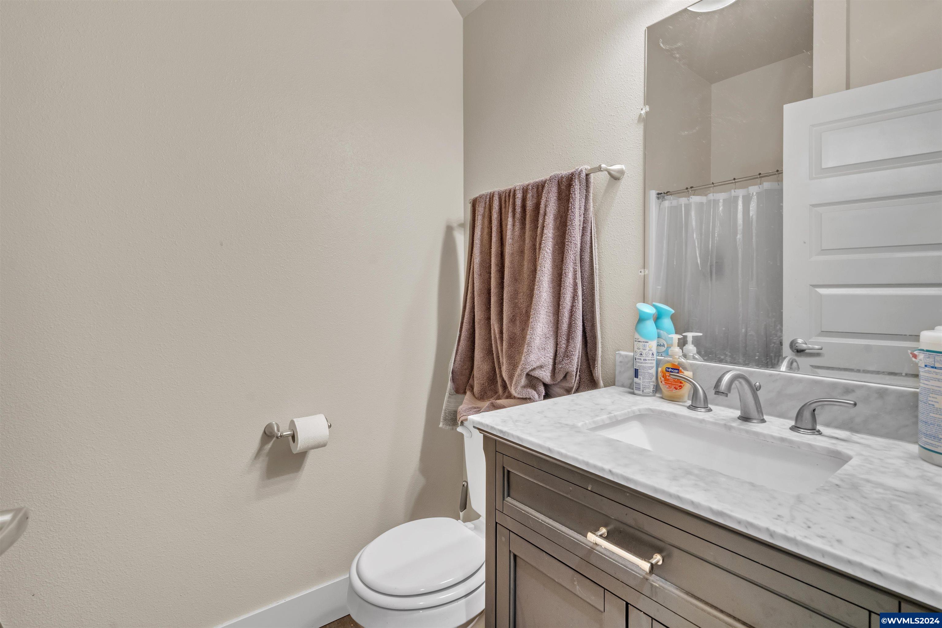 181 South Williams Street Lebanon, OR 97355 - Photo 7 of 34