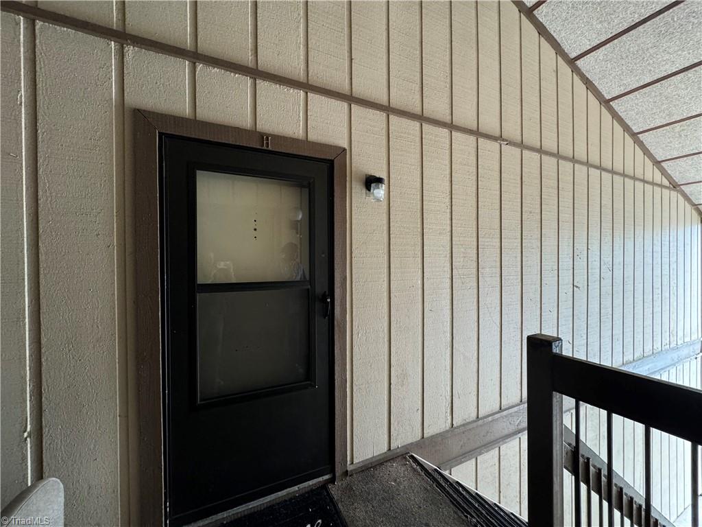 1740 North Hamilton Street, Unit H High Point, NC 27262 - Photo 3 of 23 Gallery Image 3