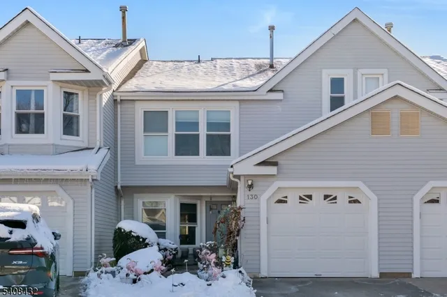 $555,000 | 130 Magee Court, Unit 130, East Brunswick, NJ 08816