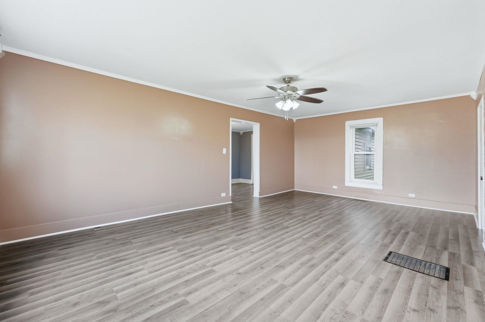 3920 South 1175 East Lagrange, IN 46761 - Photo 4 of 28