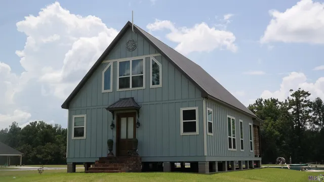 $415,000 | 10082 Swanson Lane, Port Allen, LA 70767