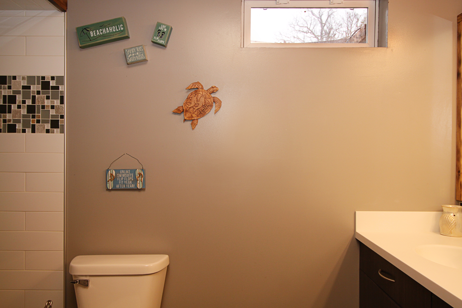 2002 Hawthorn Road Marengo, IL 60152 - Photo 22 of 27 a bathroom with a toilet and a sink