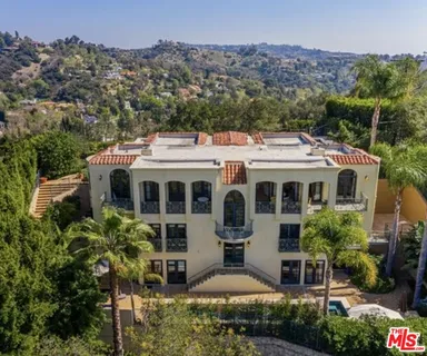 $6,250,000 | 3110 Benedict Canyon Drive, Beverly Hills, CA 90210