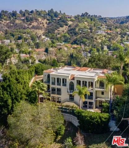 $6,250,000 | 3110 Benedict Canyon Drive, Beverly Hills, CA 90210