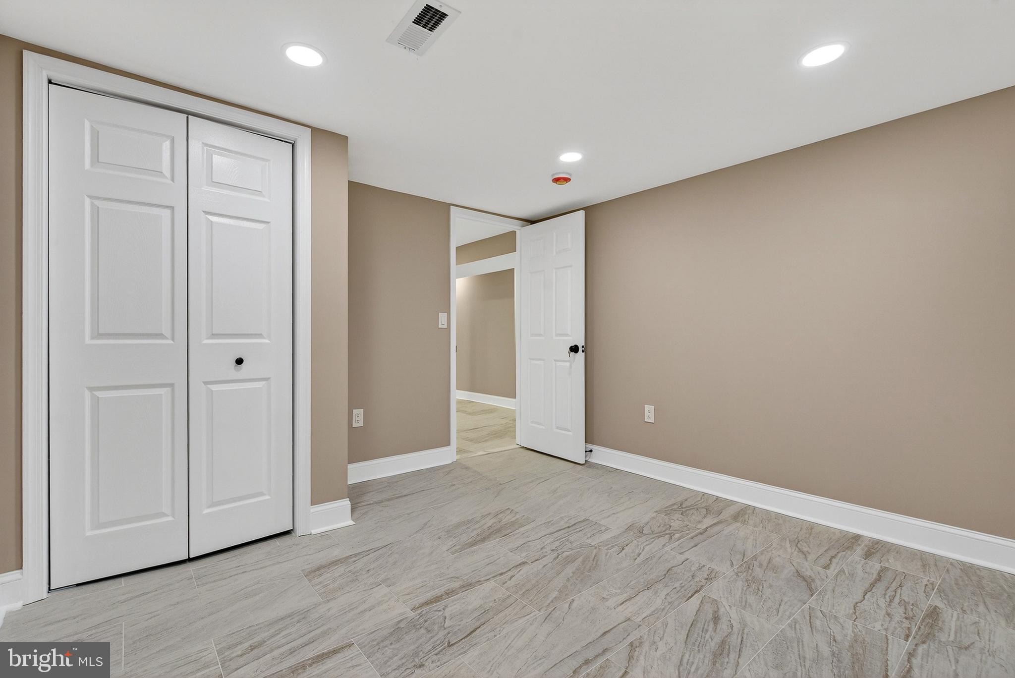 7631 Old Battle Grove Road Baltimore, MD 21222 - Photo 25 of 36