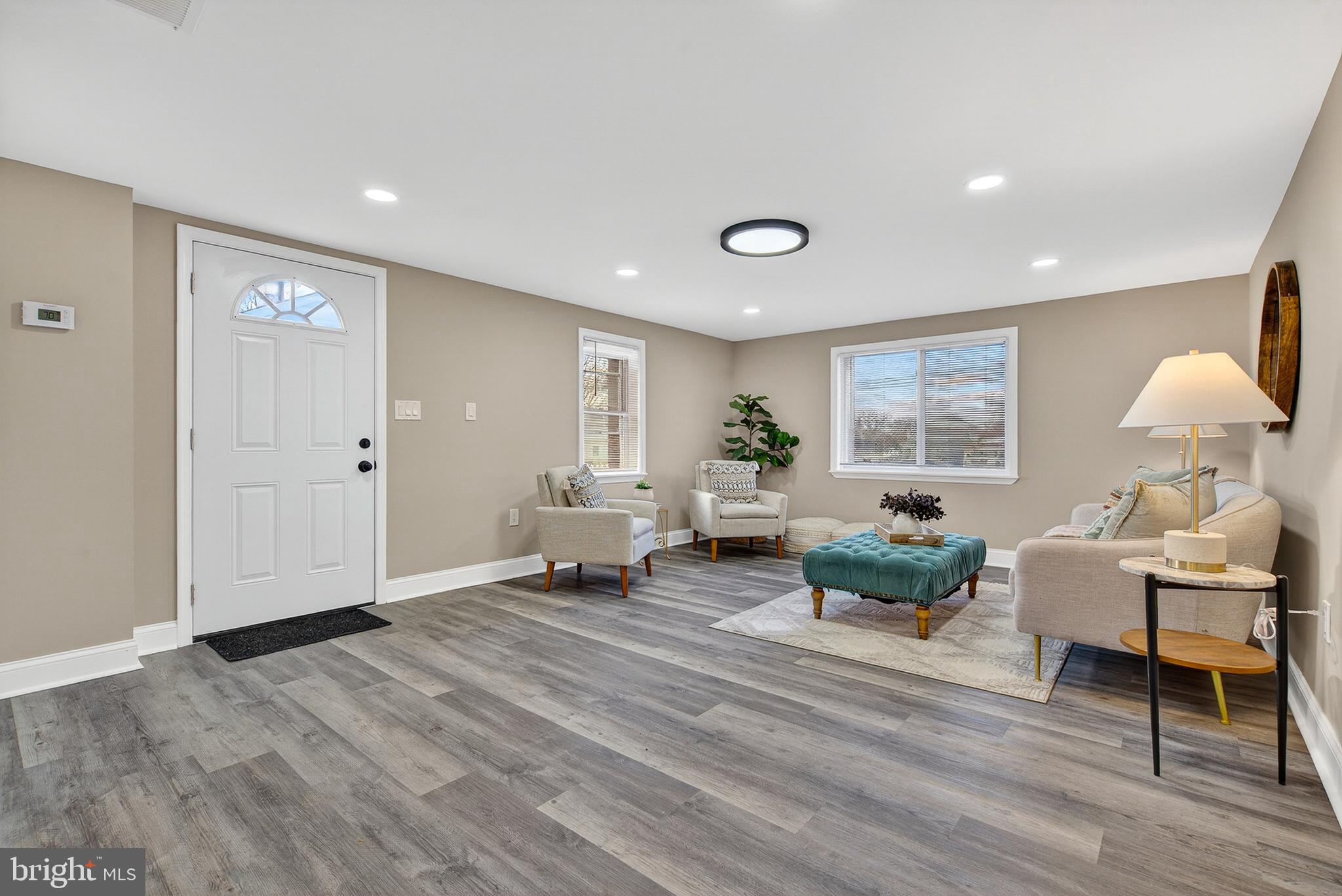 7631 Old Battle Grove Road Baltimore, MD 21222 - Photo 6 of 36