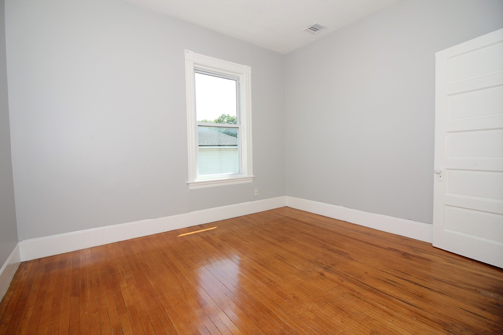 82 Fox Street, Unit 3 Worcester, MA 01604 - Photo 14 of 18