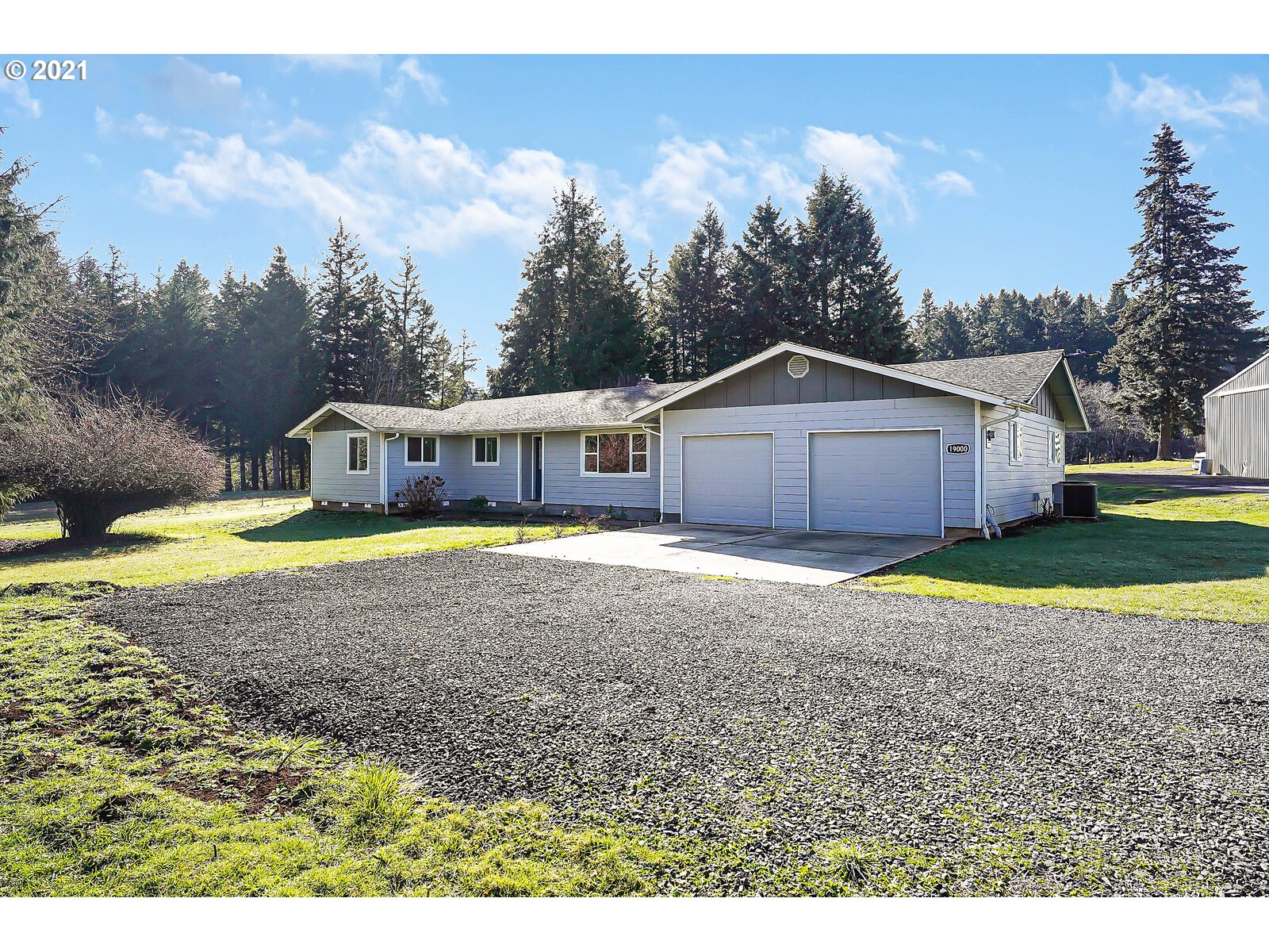 19000 Frost Road Dallas, OR 97338 - Photo 2 of 32