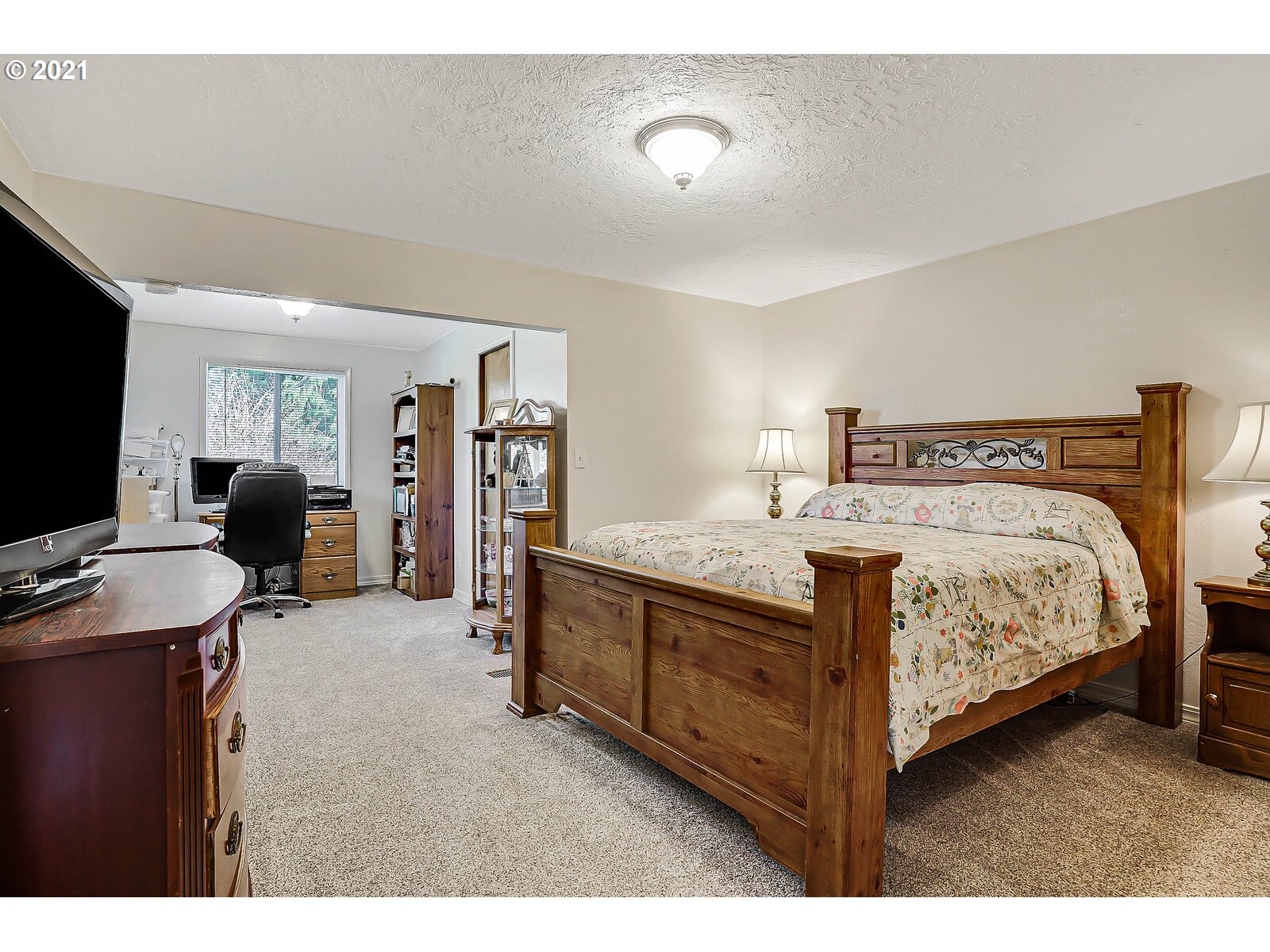 19000 Frost Road Dallas, OR 97338 - Photo 13 of 32