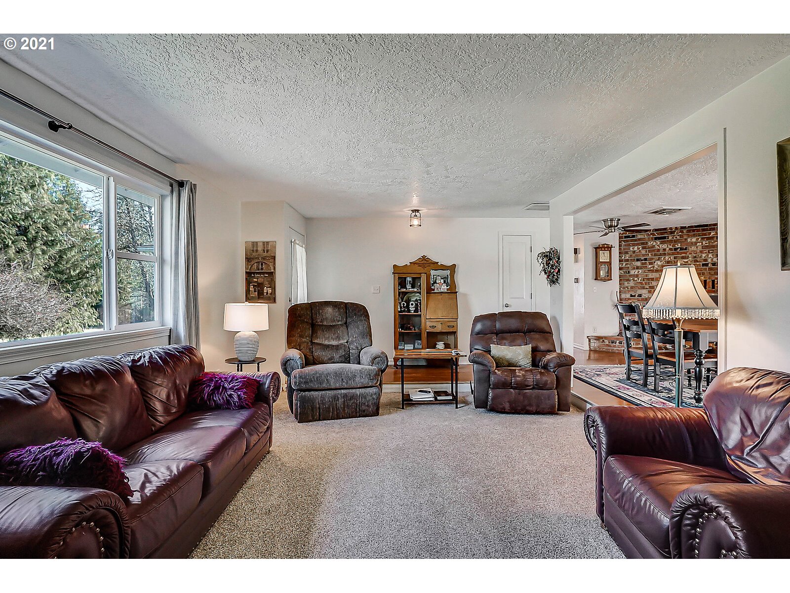 19000 Frost Road Dallas, OR 97338 - Photo 5 of 32