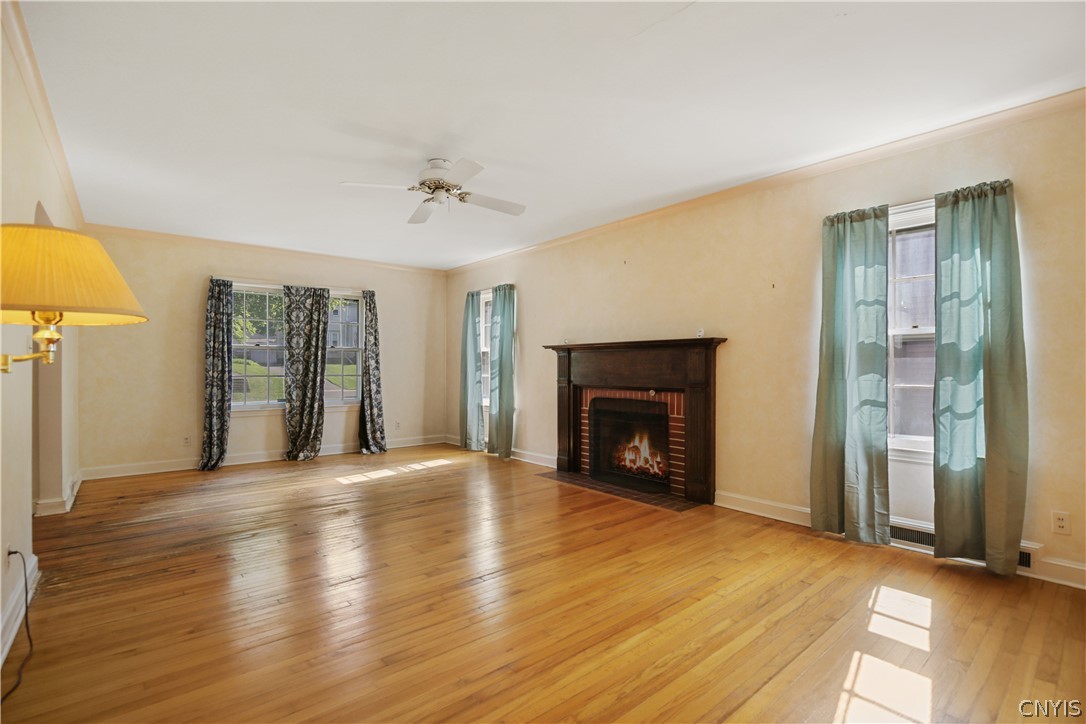 314 Deforest Road Syracuse, NY 13214 - Photo 12 of 40 HUGE living room! Hardwood floors and lots of natural light.