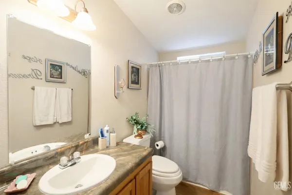 $135,000 | Undisclosed Address, Bakersfield, CA 93307