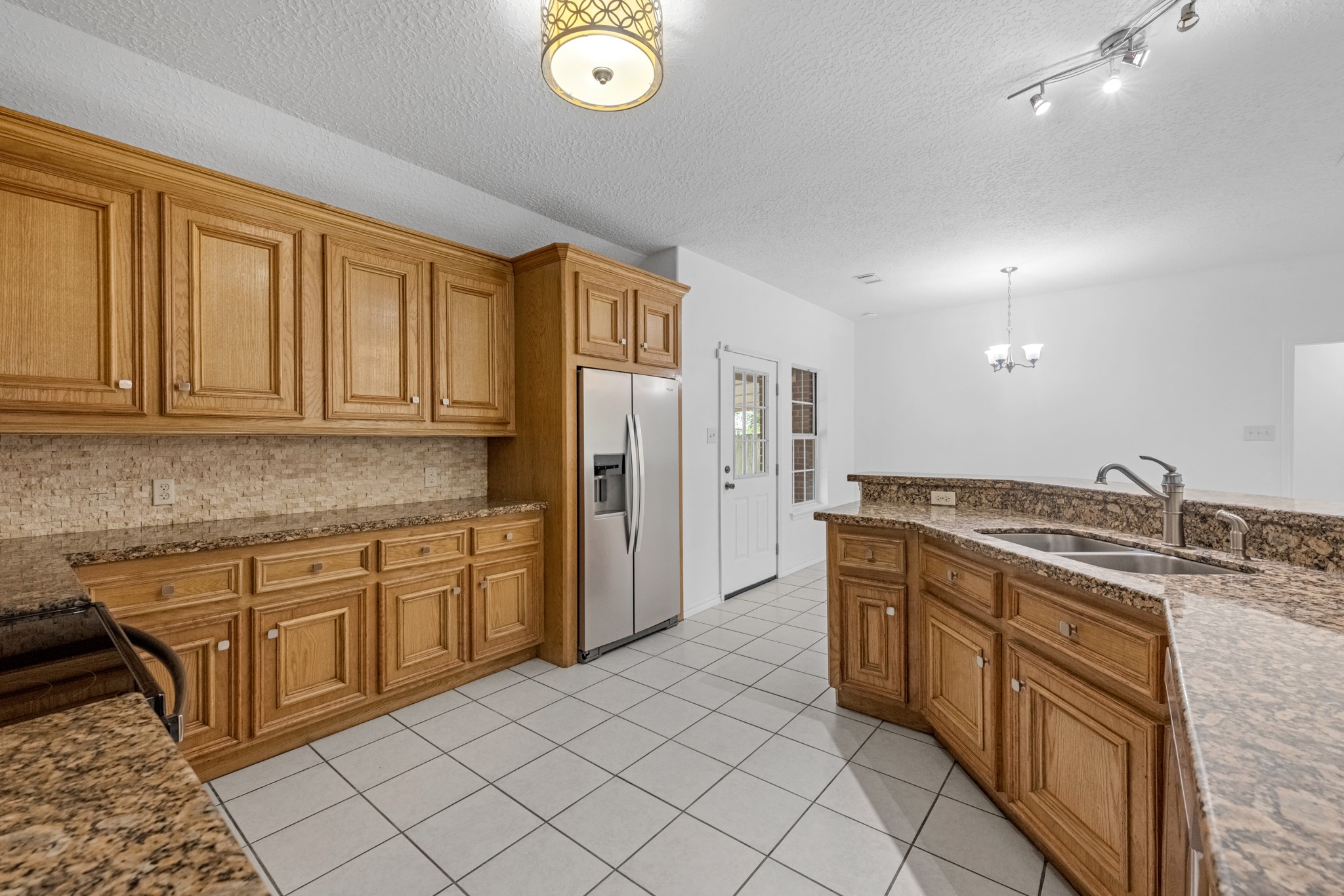 1002 Shell Avenue Cleveland, TX 77327 - Photo 16 of 25