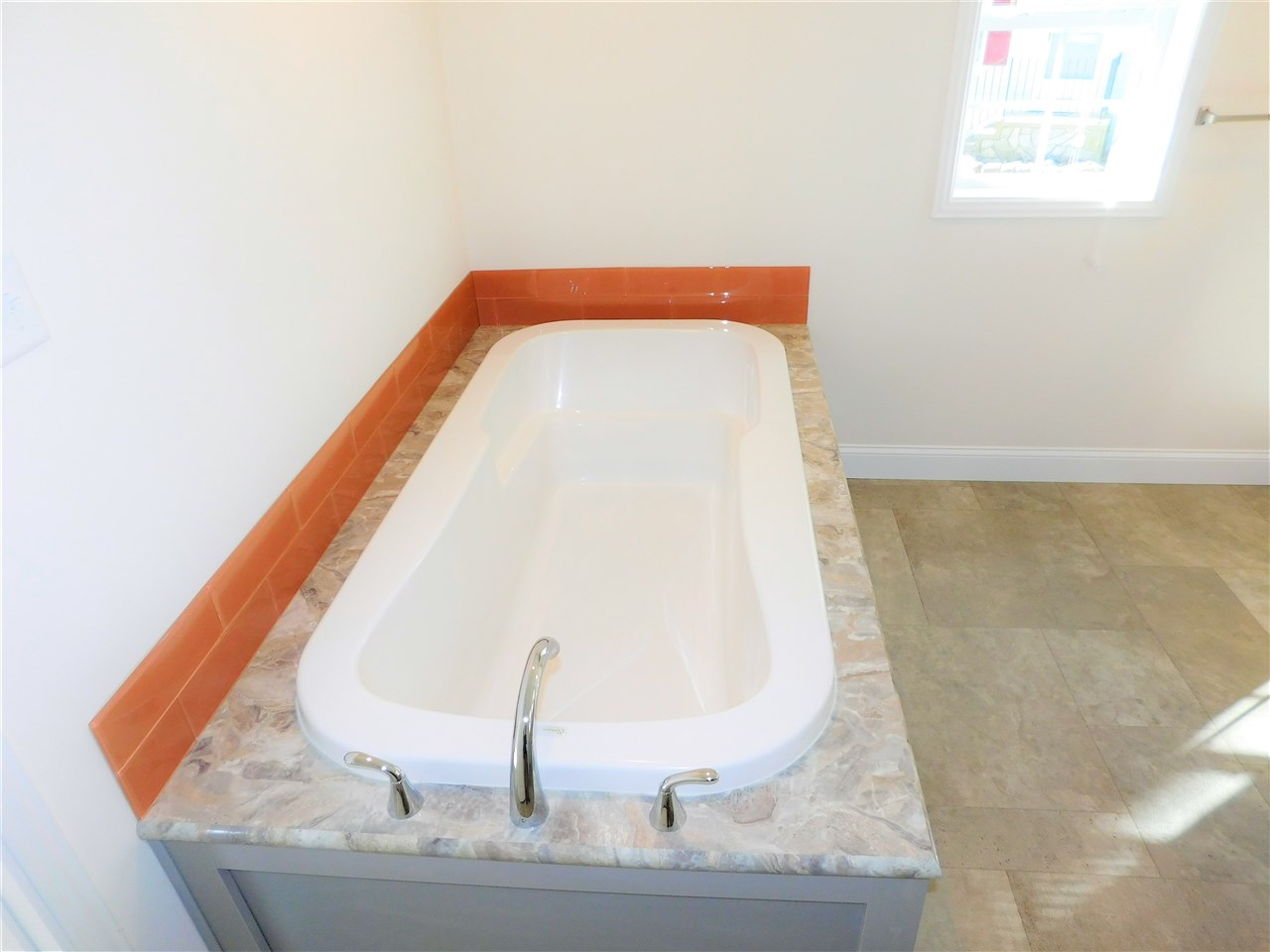 23 Stoneledge Road North Hampton, NH 03862 - Photo 8 of 24