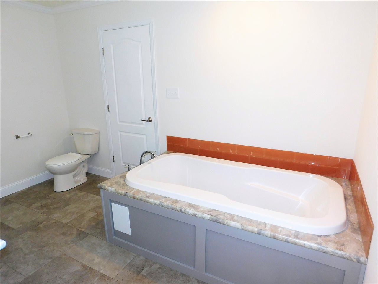23 Stoneledge Road North Hampton, NH 03862 - Photo 9 of 24